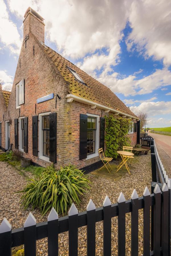 Huize Moddergat! Sleeping On The Wadden Sea. Villa Kültér fotó